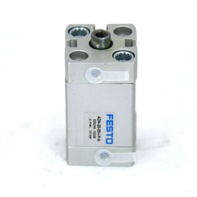ADN-12-40-A-P-A 536210 Kompaktowy cylinder tłokowy ze stopu aluminium o długości 12 mm z uderzeniem 40 mm do zastosowań przemysłowych