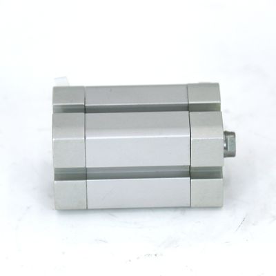 ADN-12-40-A-P-A 536210 Kompaktowy cylinder tłokowy ze stopu aluminium o długości 12 mm z uderzeniem 40 mm do zastosowań przemysłowych