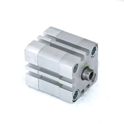 FESTO ADN-32-25-A-P-A 536272 Przemysłowy aktywator tłokowy, dmuchawa powietrzna, dmuchawa cylindrowa, dmuchawa 25 mm, średnica tłoka 32 mm, węzeł pręta tłokowego M10x1.25