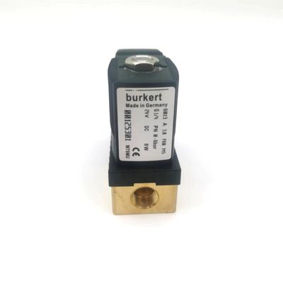 BURKERT 00126138 6014C Zazwyczaj zamknięty G1/4 2.0 Otwór przepływu AC24V 8W Płytkowy zawór tłoczący