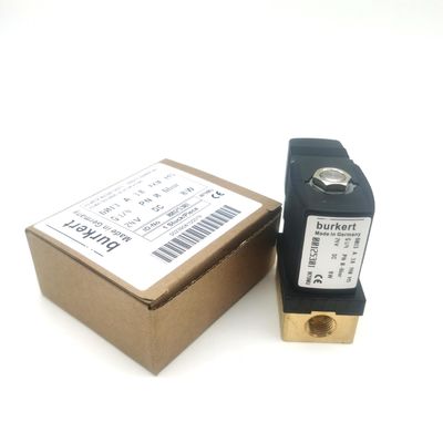 BURKERT 00126138 6014C Zazwyczaj zamknięty G1/4 2.0 Otwór przepływu AC24V 8W Płytkowy zawór tłoczący