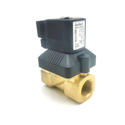 Burkert Solenoid Control Valve 00125367 6014 C Bezpośrednie działanie łączenie spodniej płyty Normalnie zamknięte 2,0 otwór przepływu DC24V 8W Miedziana zastaw 0 ~ 10bar