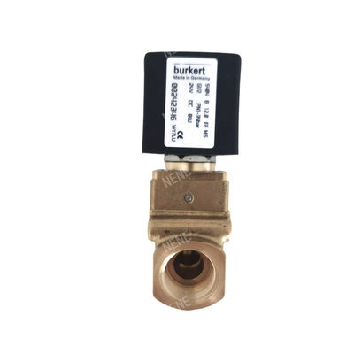 00126162 6014 D burkert zawór magnetyczny bezpośrednio działający łączenie spodniej płyty Normalnie otwarte 2,0 otworu przepływu AC24V 8W