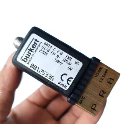 5404 G1/2 2/2 Zazwyczaj zamknięte 00177853 FKM Zamknięty elektronowo-magnetyczny zawór BURKERT Miedziankowa zastawa AC24V 8W 1-50bar