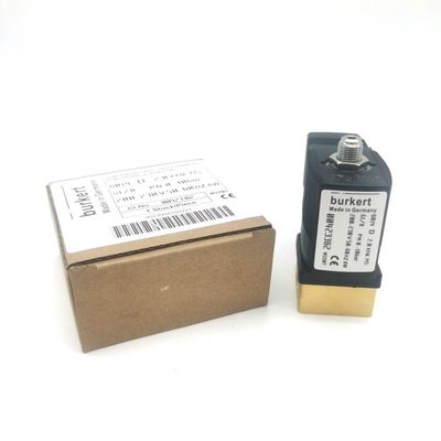 2/2 Normalnie otwarty 00295651 Burkert Zawór słonowy 20 otworów przepływowych FKM (Fluorgumber) Zamknięte ciało zaworu miedzianego AC220V 8W 1-25bar