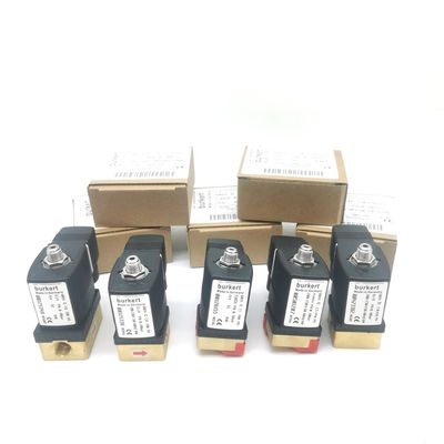 00134240 BURKERT 6013 Typ bezpośrednio działający G1/8 cal 2/2 Normalnie zamknięty 2,5 otworu przepływowego FKM Zamknięte miedziane zawory 24VDC 8W 0~10bar
