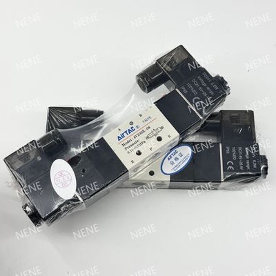 Zawór magnetyczny 4V330C-08 AIRTAC dla powietrza 0,15 do 0,8 MPa