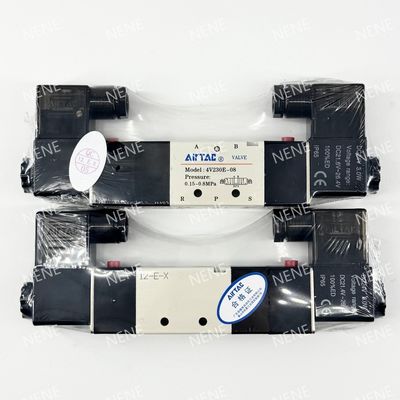 Zawór magnetyczny 4V330C-08 AIRTAC dla powietrza 0,15 do 0,8 MPa