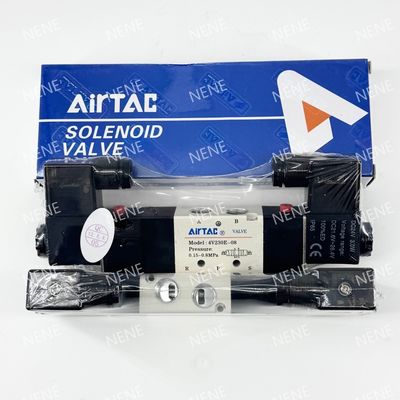 Zawór magnetyczny 4V330C-08 AIRTAC dla powietrza 0,15 do 0,8 MPa