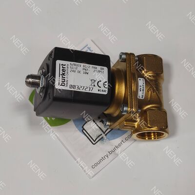 Electric Solenoid Valve Burkert 00221867 6281 G2 2/2 Normally Closed 40.0 Flow Hole NBR Sealed Brass Valve Body AC220V 8W