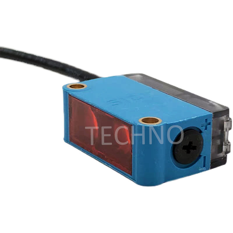 W12-2 Sick Laser Distance Sensor Plastic IO-Link 2mW/Sr Regulowanie kabla