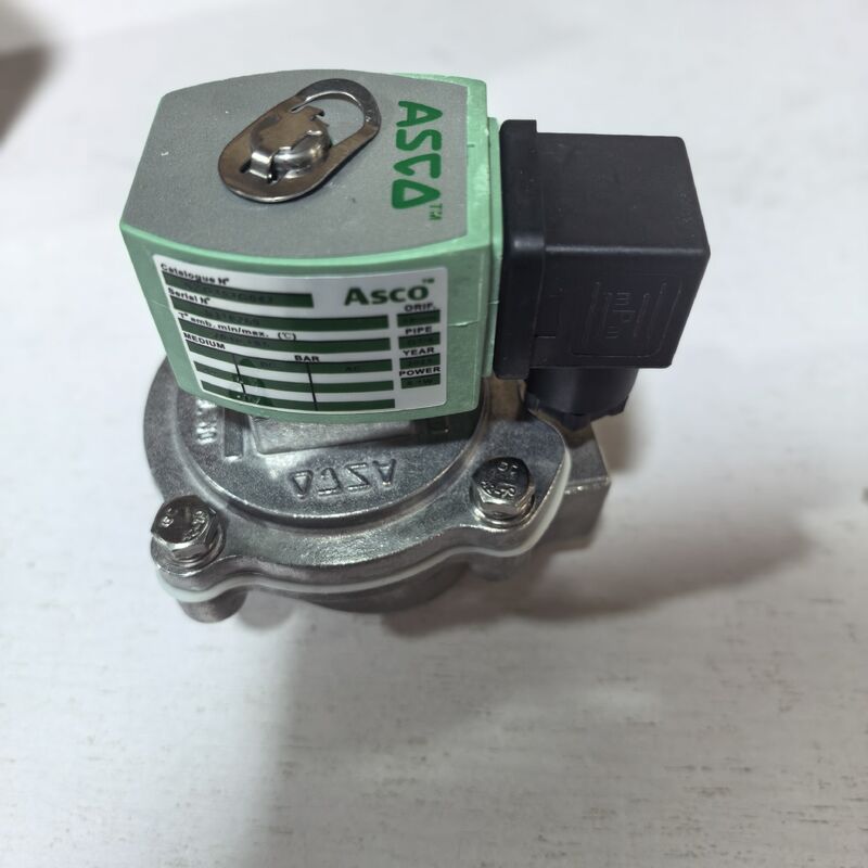 SCG353G043 Udar wyjściowy 3/4 cala wystarczający do napędzania 4 adapterów Instalacja płyty i rurki zaworu elektromagnetycznego ASCO Specyfikacja napięcia 220 V AC