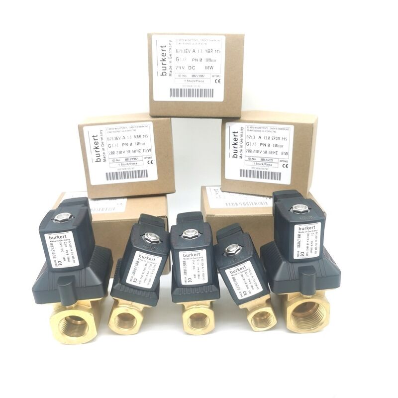 20 mm Duże otwory przepływowe NBR Uszczelniony Burkert 6213 Zawór magnetyczny 00221633, G3/4 Normalnie zamknięty 2/2 Way Brass Body AC220V 8W, Temperatura robocza -10~80°C 0-10bar